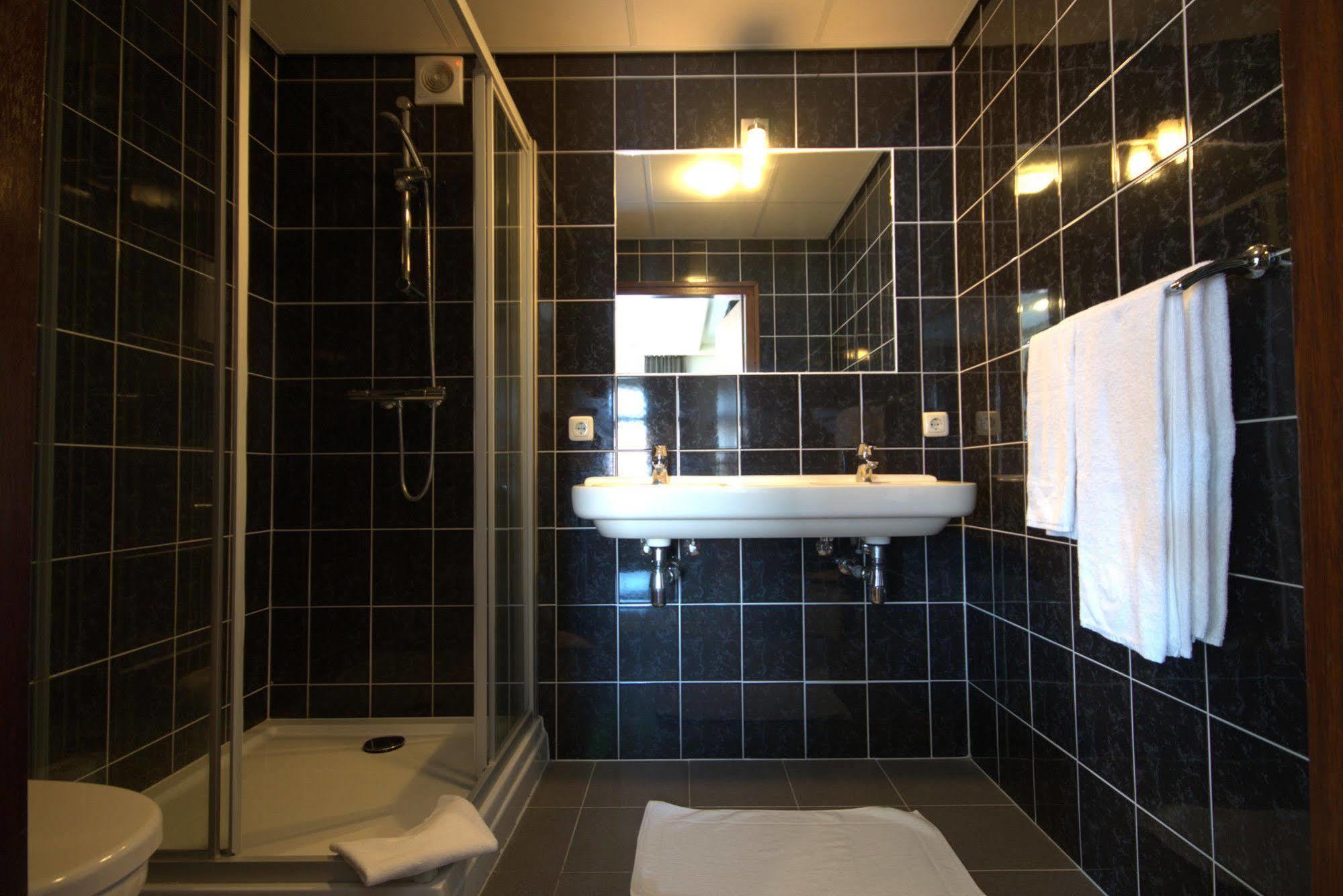 Hotel Restaurant Victoria Winschoten Eksteriør billede