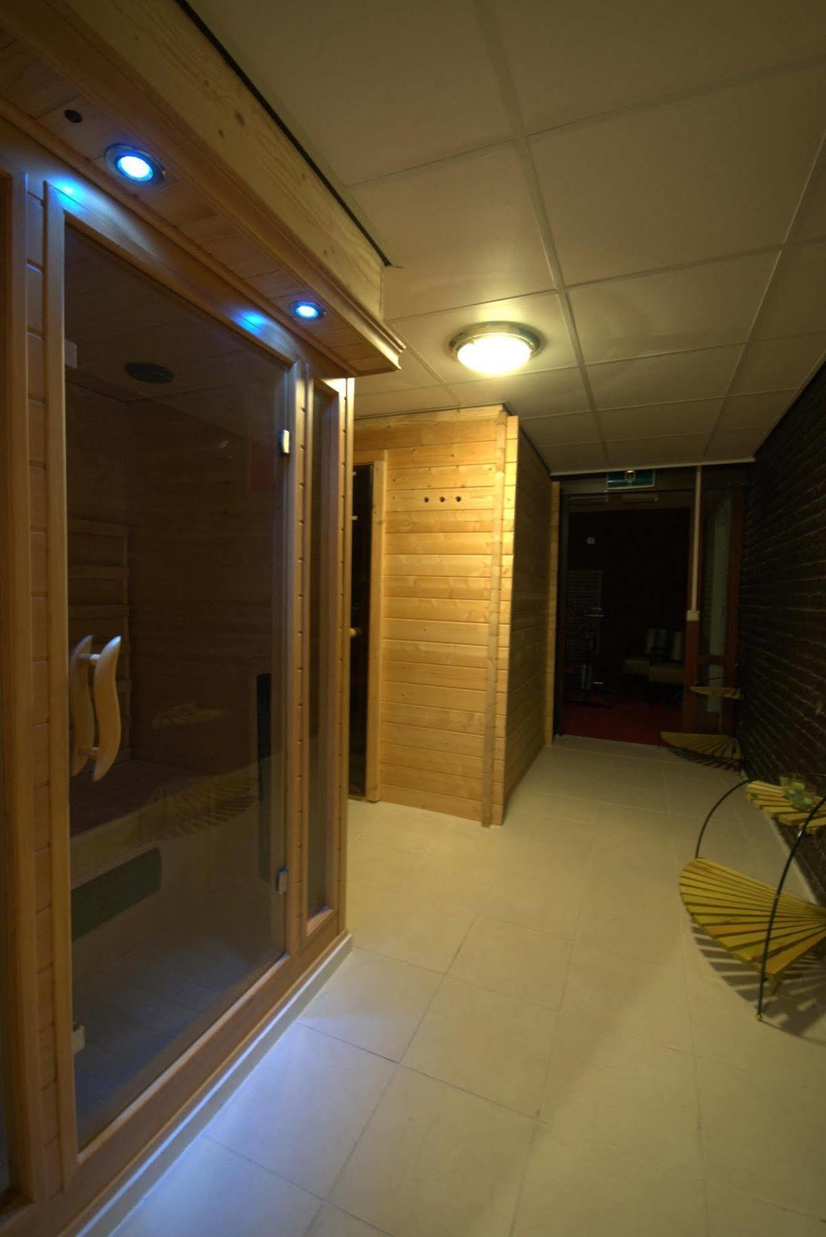 Hotel Restaurant Victoria Winschoten Eksteriør billede